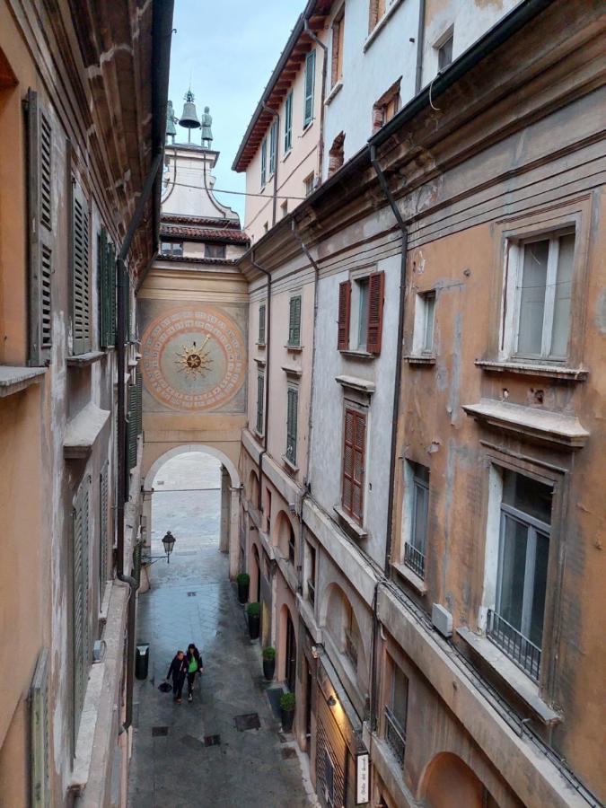 Fiordiluna, Nel Cuore Di Brescia Hotel Exterior foto